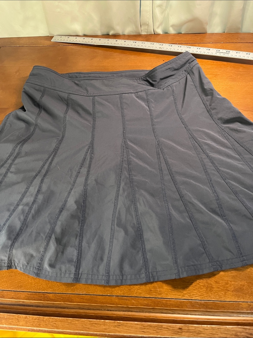 Athleta Women’s Black A-Line Panel Skort Size 12